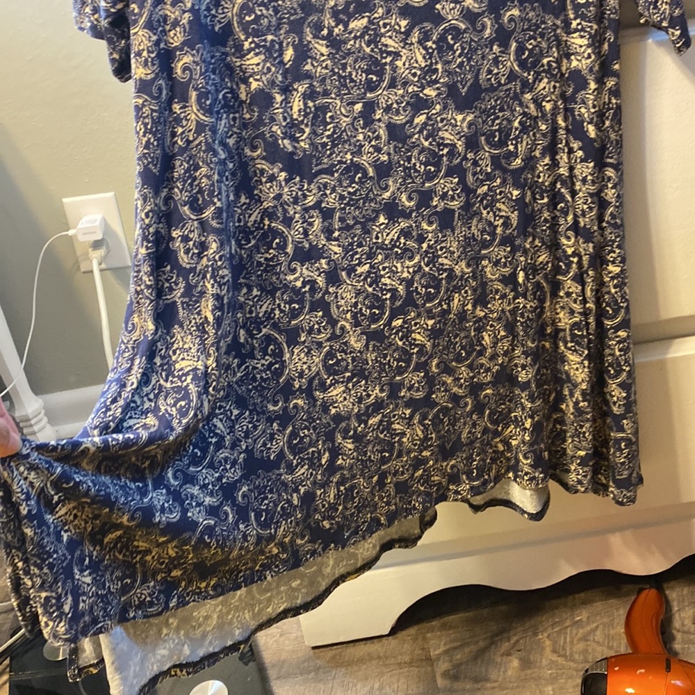 Lularoe tunic - Picture 4 of 7